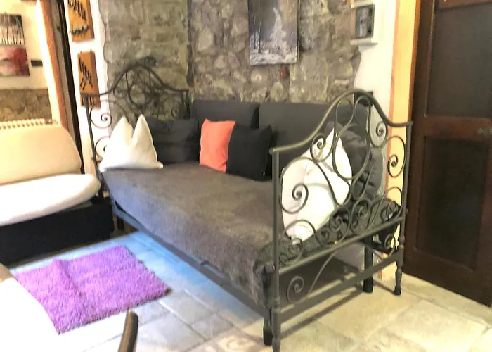 Charming Apartment In Menaggio Old Town *
