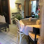 Apartman Charming In Old Town Menaggio