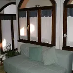 Apartman Charming In Old Town *