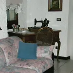 Charming In Old Town Apartment *