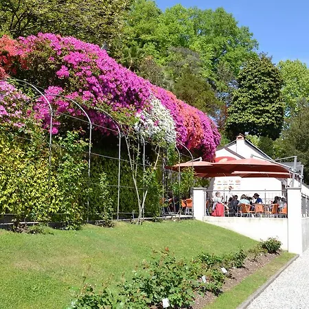 Appartamento Country House Menaggio * Менаджо