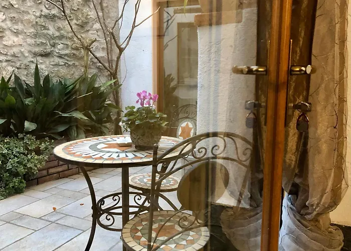 Charming Apartment In Menaggio Old Town