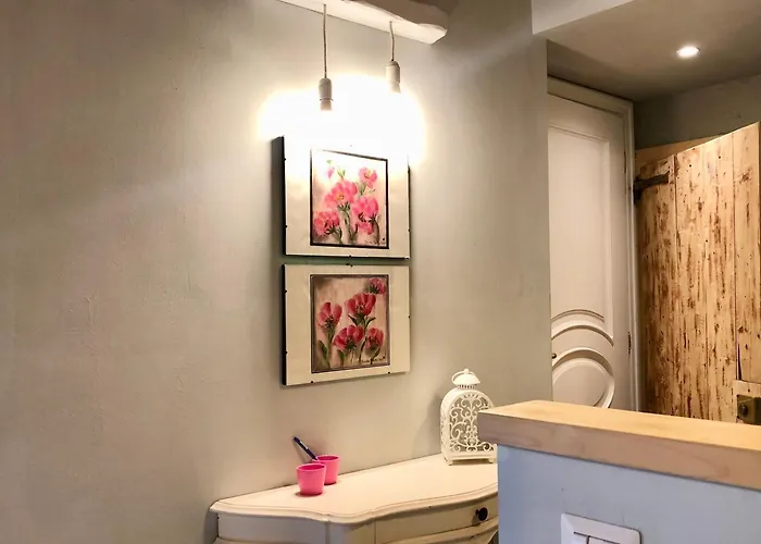 Apartment Charming Apartment In Menaggio Old Town